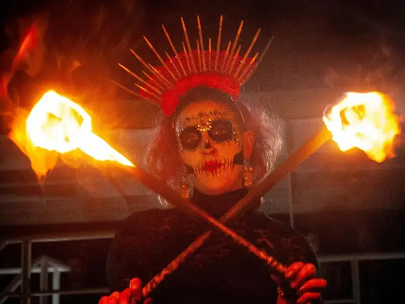 Fiestas temáticas, Catamarán Libertad, Buenos Aires