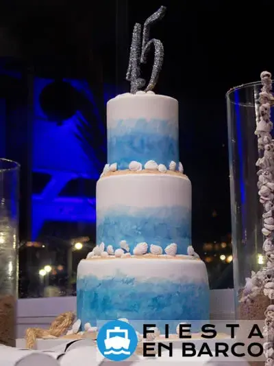 Torta para cumpleaños de 15, Servicios para tu cumple de 15 en una fiesta en Barco